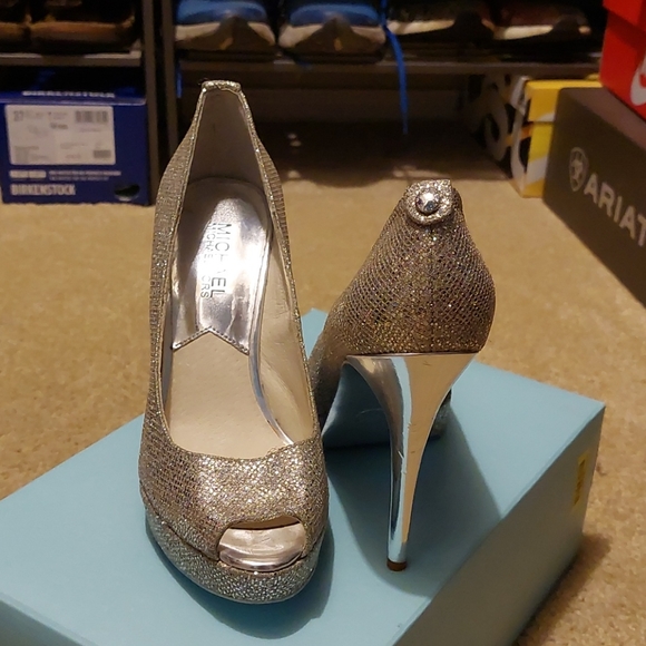 Michael Kors Heels - Picture 2 of 2